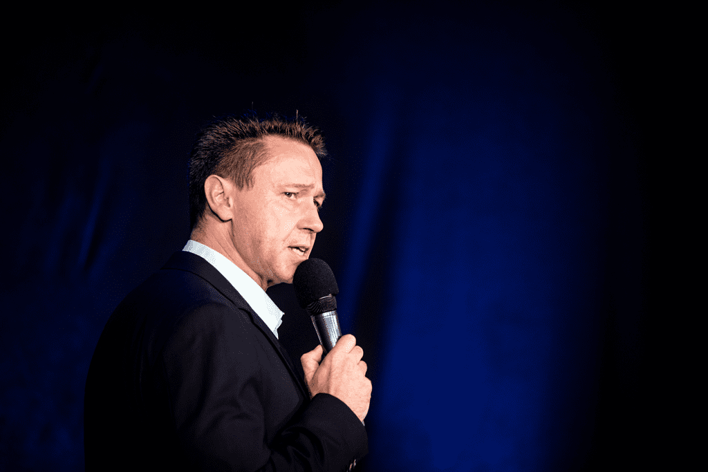 Jens Korz als Keynote Speaker auf der Bühne